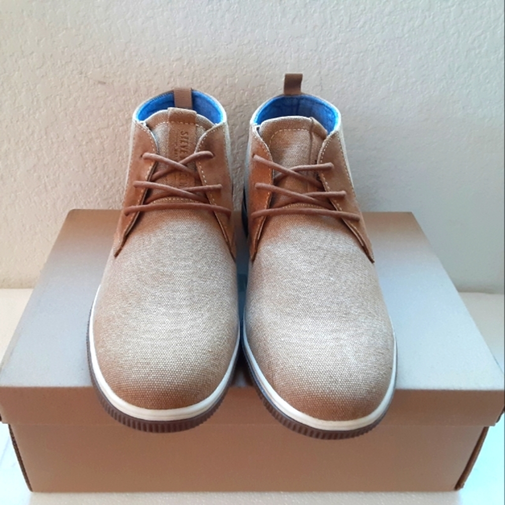 Steve Madden - Picture 2 of 4